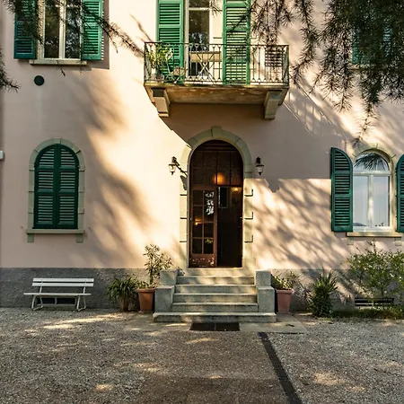 Romantic Margi Cernobbio