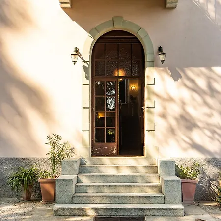 Romantic Margi Apartment