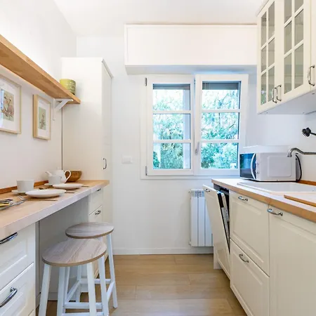 Romantic Margi Apartment